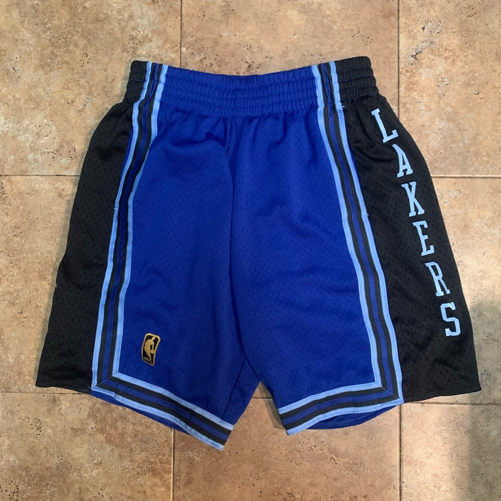 Mitchell & Ness NBA Lakers Shorts